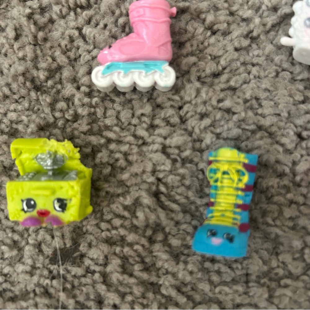 Shopkins - Picture 3 of 3